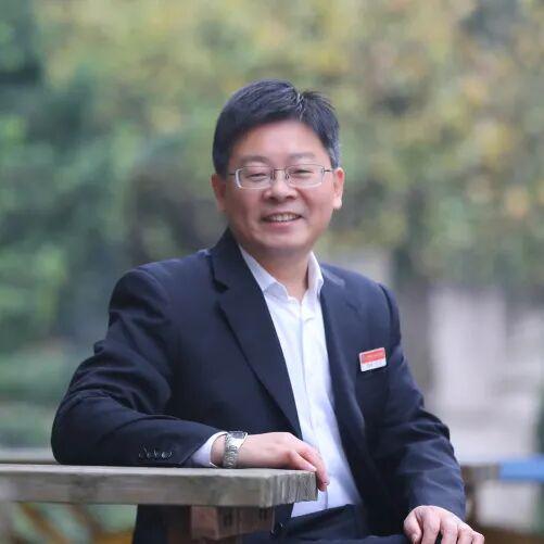 从副职到正职:校长角色跃迁的三个关键跨越 教育招生