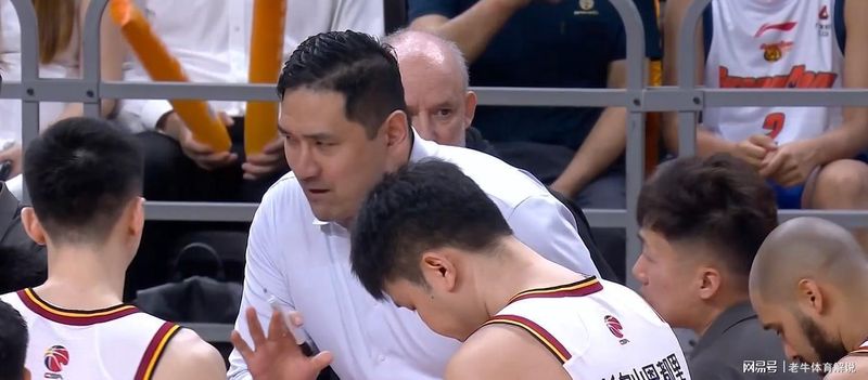  广东33分大胜吉林背后：杜润旺爆发与外援策略的深层逻辑 体育新闻