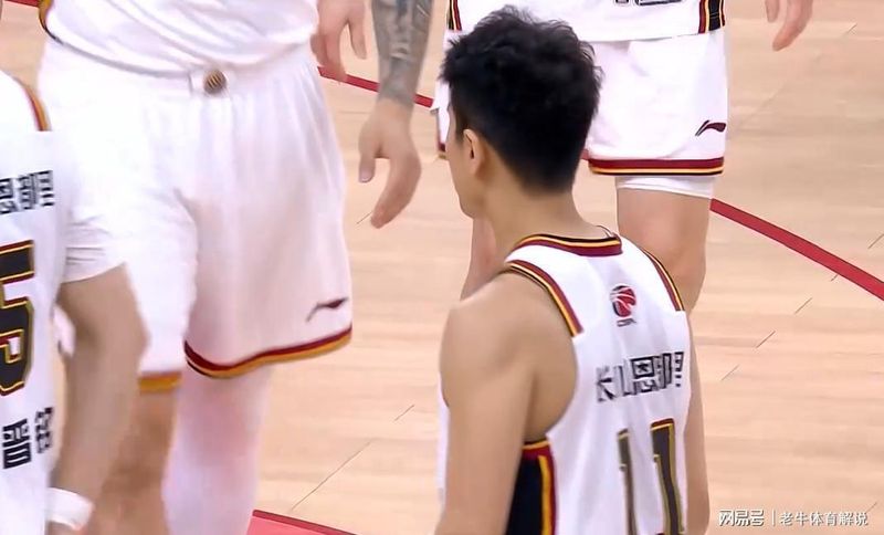  广东33分大胜吉林背后：杜润旺爆发与外援策略的深层逻辑 体育新闻