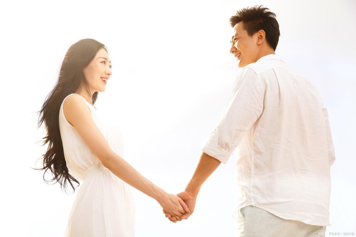  深度拆解：女性情感越界背后的四层心理机制 情感心理